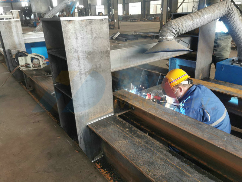 mobile crusher plant main frame